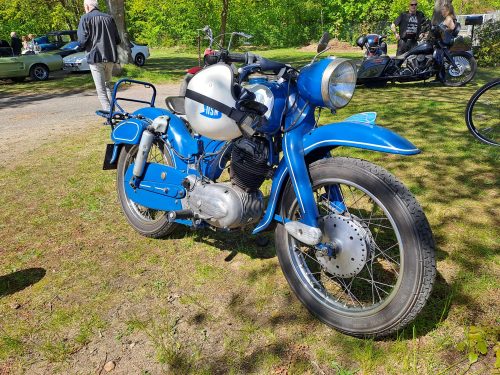 PHOTO-2026-05-01-16-34-23-4